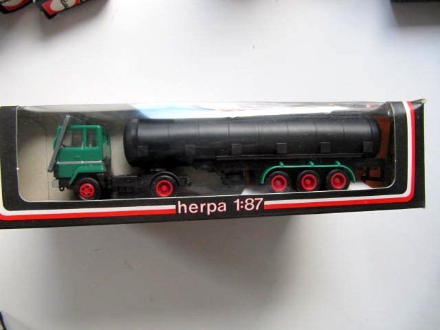 HERPA-Alte-Serie-802204-RENAULT-GR350-BITUMEN-SZ-NEU-111423240219.jpg