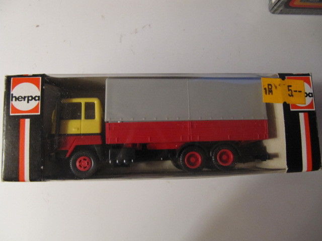 HERPA-Alte-Serie-803291-BERLIET-VAR1-NEUTRAL-NEU-111455152271.jpg