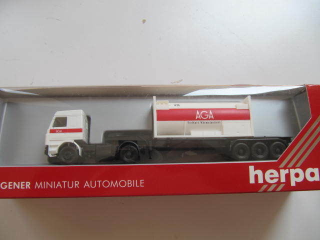 Herpa-821002-SCANIA-SZ-AGA-NEU-111419699152.jpg