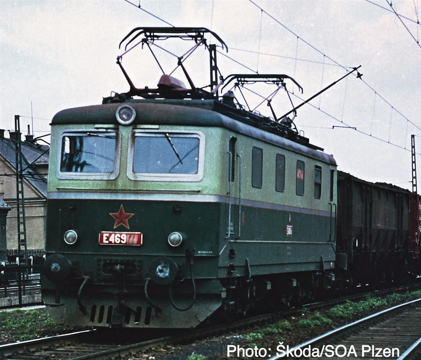 roco-7510082-elektrolokomotive-rh-e-4691-csd.jpg